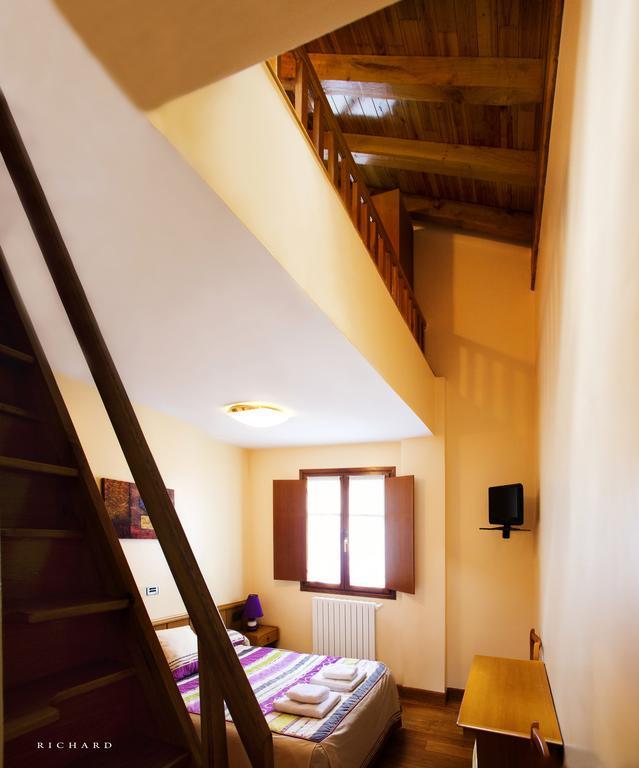 Hostal Musunzar เลทา ภายนอก รูปภาพ